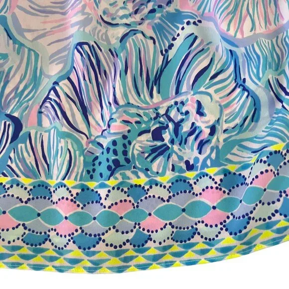Lilly Pulitzer Women's Lizzie Top Bermuda Blue Fishful Thinking Engineer… - Picture 7 of 13